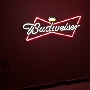 Meet your Posher, Ulises